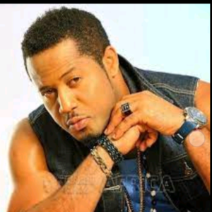 Mike Ezuruonye