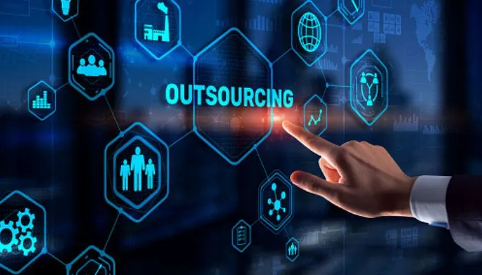 The Benefits of Outsourcing for Small Businesses