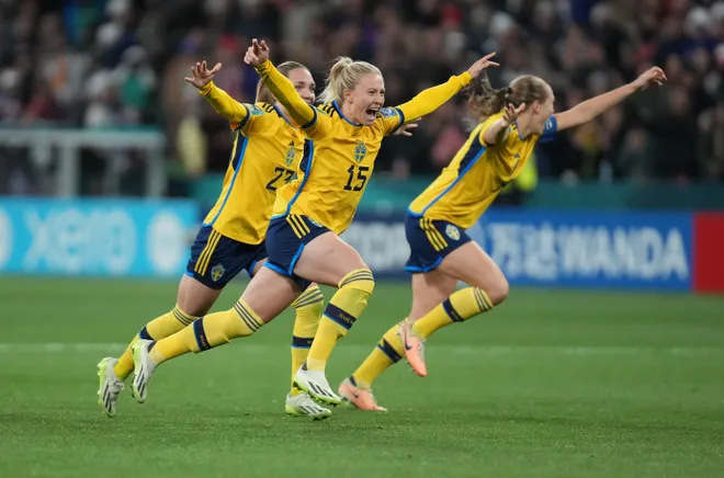 USA loss to Sweden in penalty shootout ends USWNT World Cup dynasty